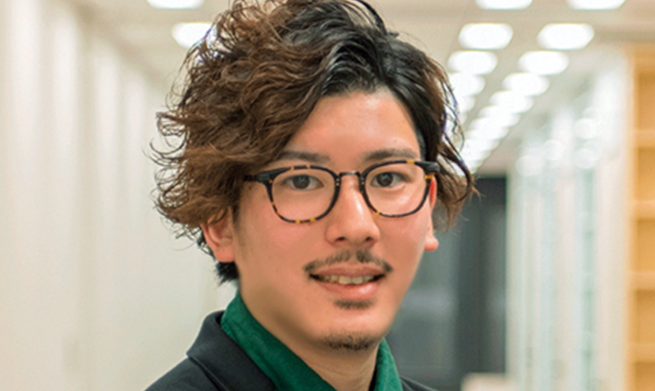 岡 直哉 氏